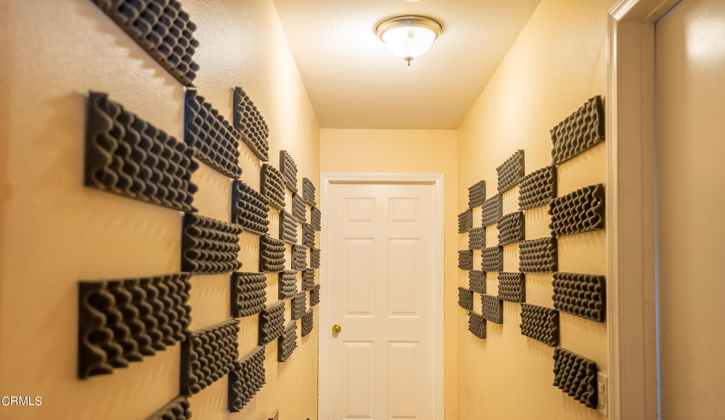 4731 Reading Drive Oxnard, CA 93033 - Photo 15 of 25 a view of a bathroom