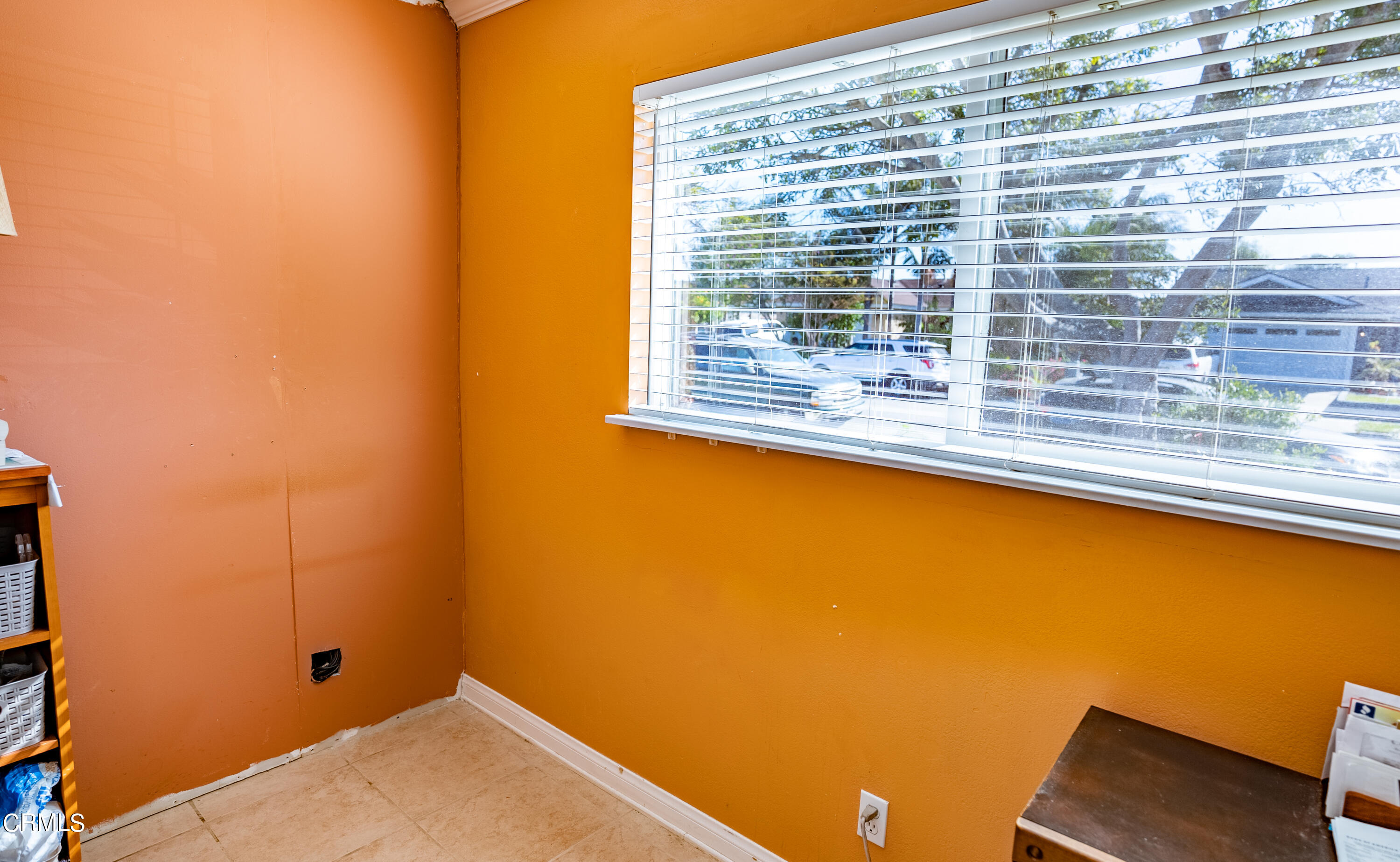 4731 Reading Drive Oxnard, CA 93033 - Photo 9 of 25 a view of a room with window
