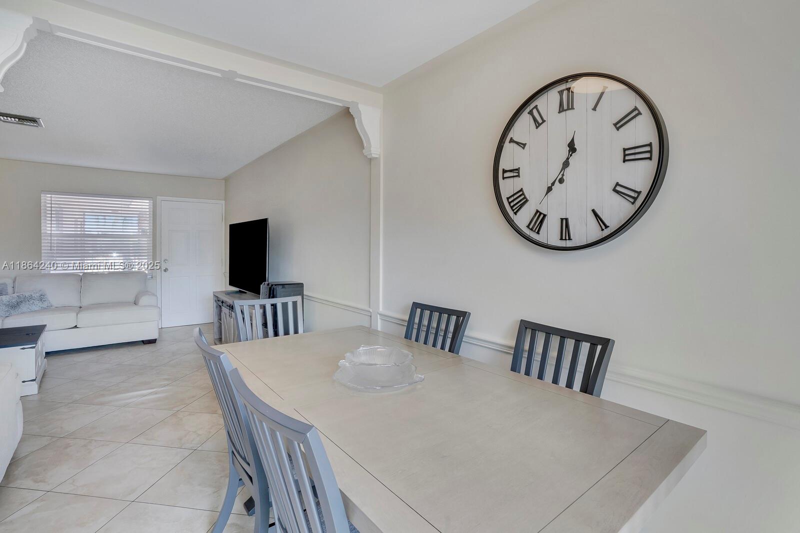 222 Southwest 1st Street, Unit H7 Pompano Beach, FL 33060 - Photo 10 of 24