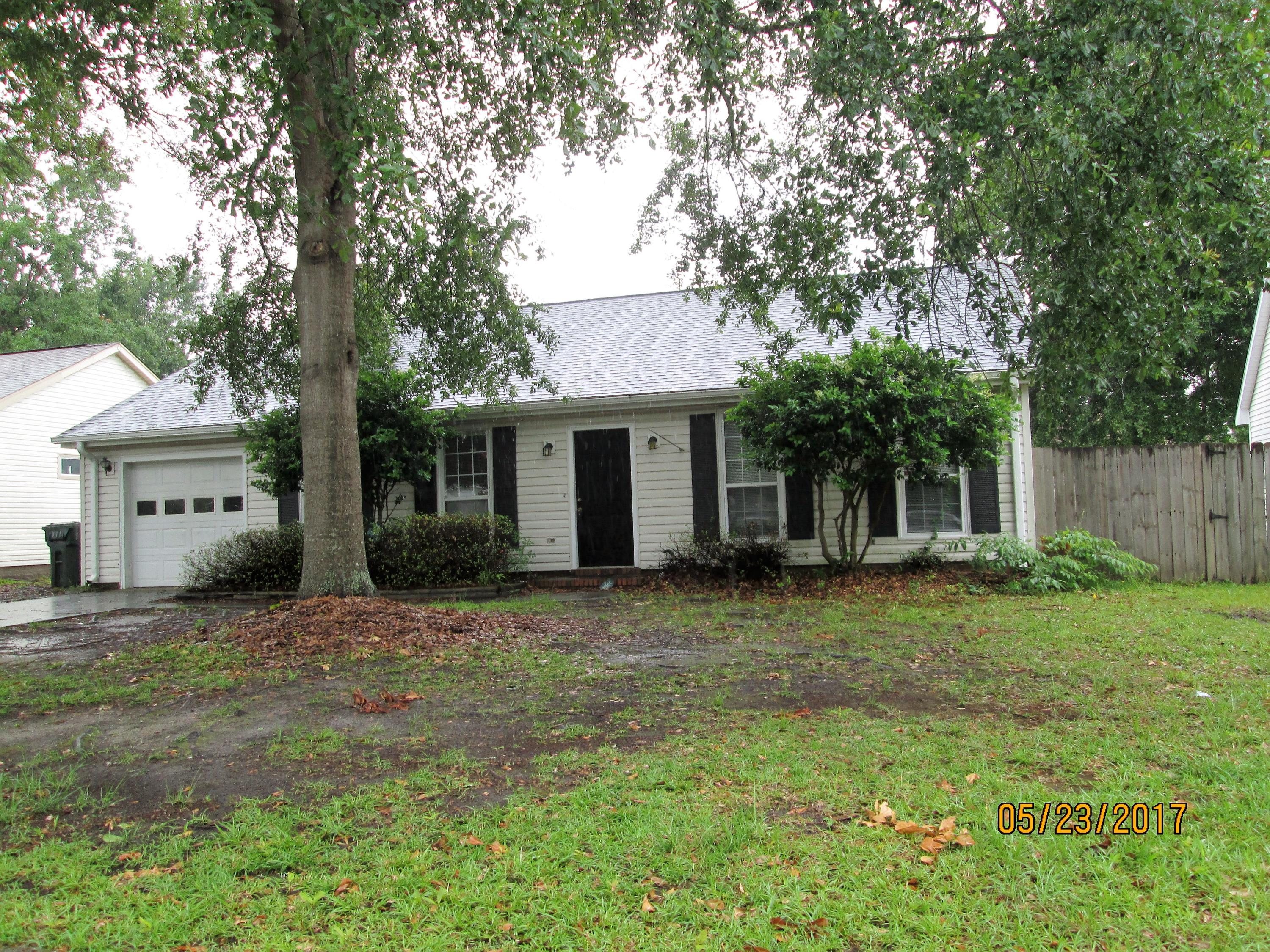 317 Indigo Road Goose Creek, SC 29445 - Photo 1 of 10 IMG_2190 (2)