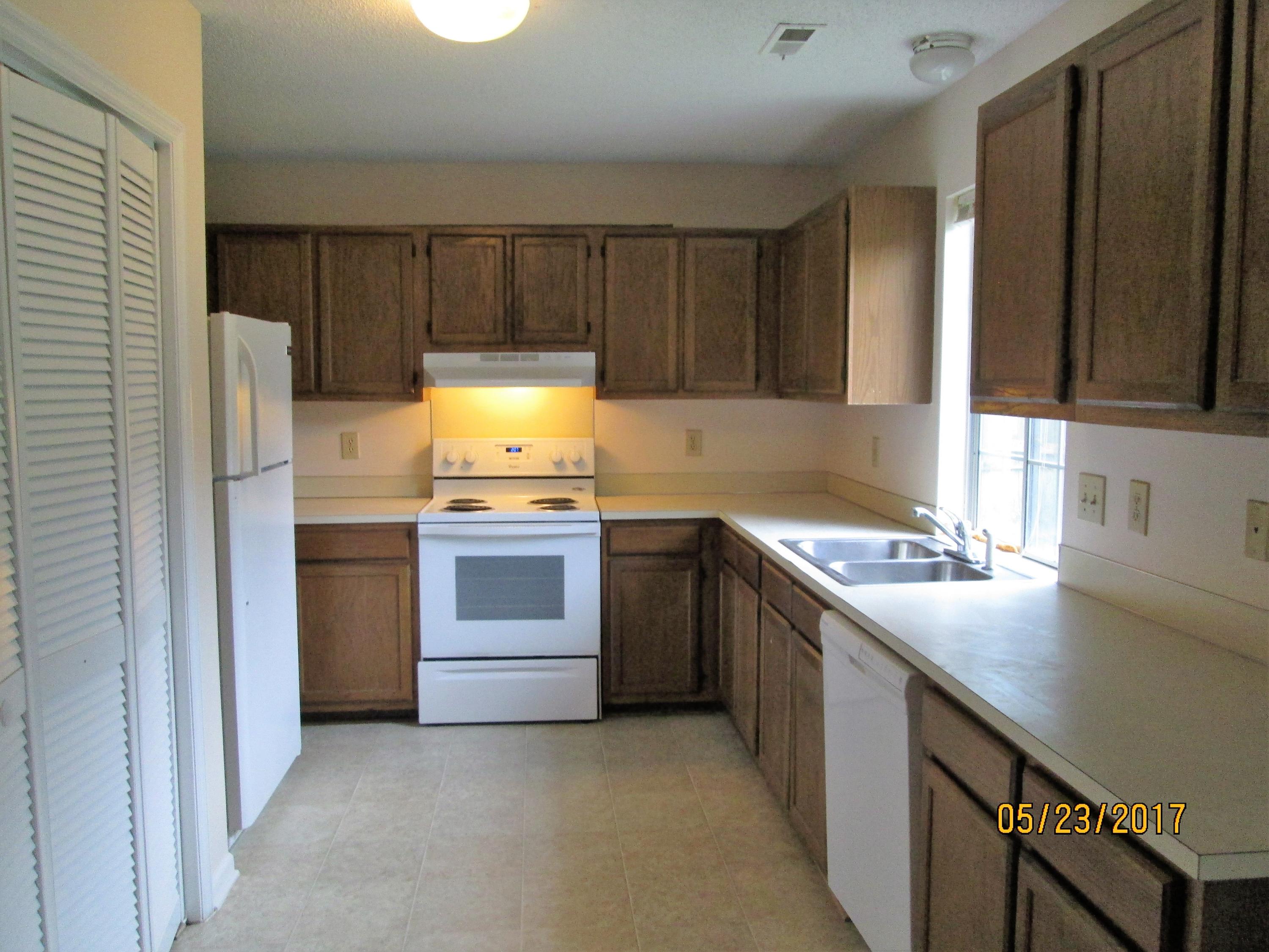 317 Indigo Road Goose Creek, SC 29445 - Photo 6 of 10 IMG_2178 (2)