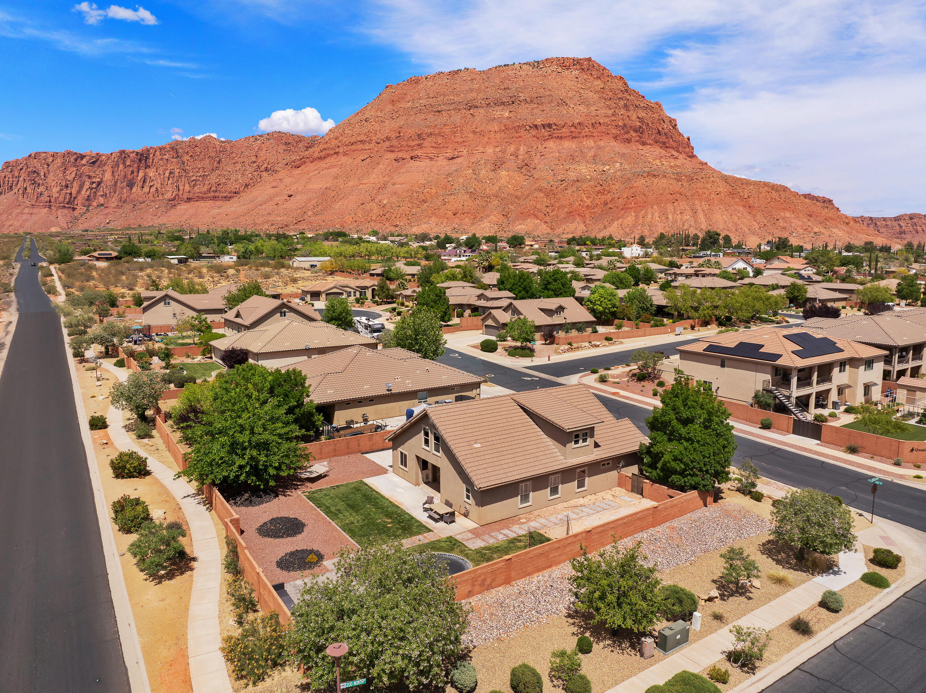225 Falcon Court Ivins, UT 84738 - Photo 34 of 47 034. Aerial