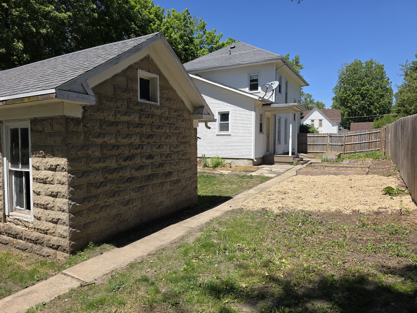 200 East North Street Walnut, IL 61376 - Photo 27 of 31