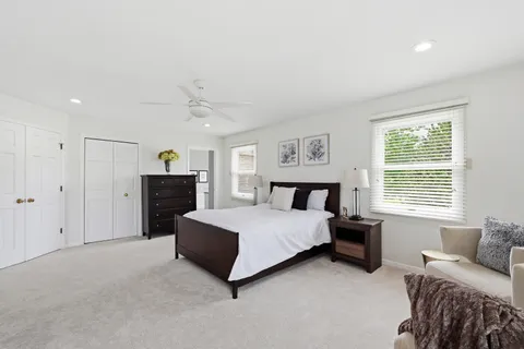 $779,000 | 1500 Pine View Court, Darien, IL 60561