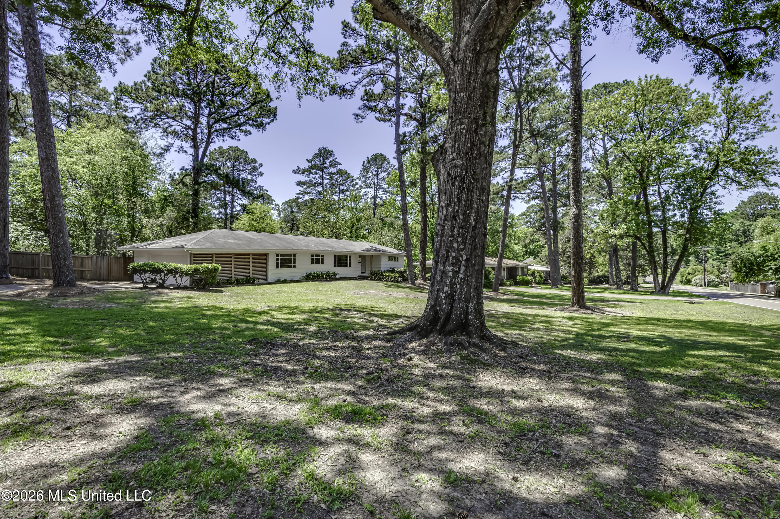 2051 Meadowbrook Road Jackson, MS 39211 - Photo 43 of 49 2051 Meadowbrook--7