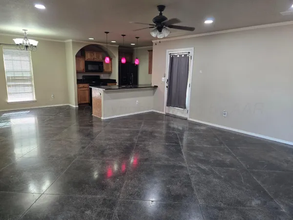 a view of a livingroom with furniture