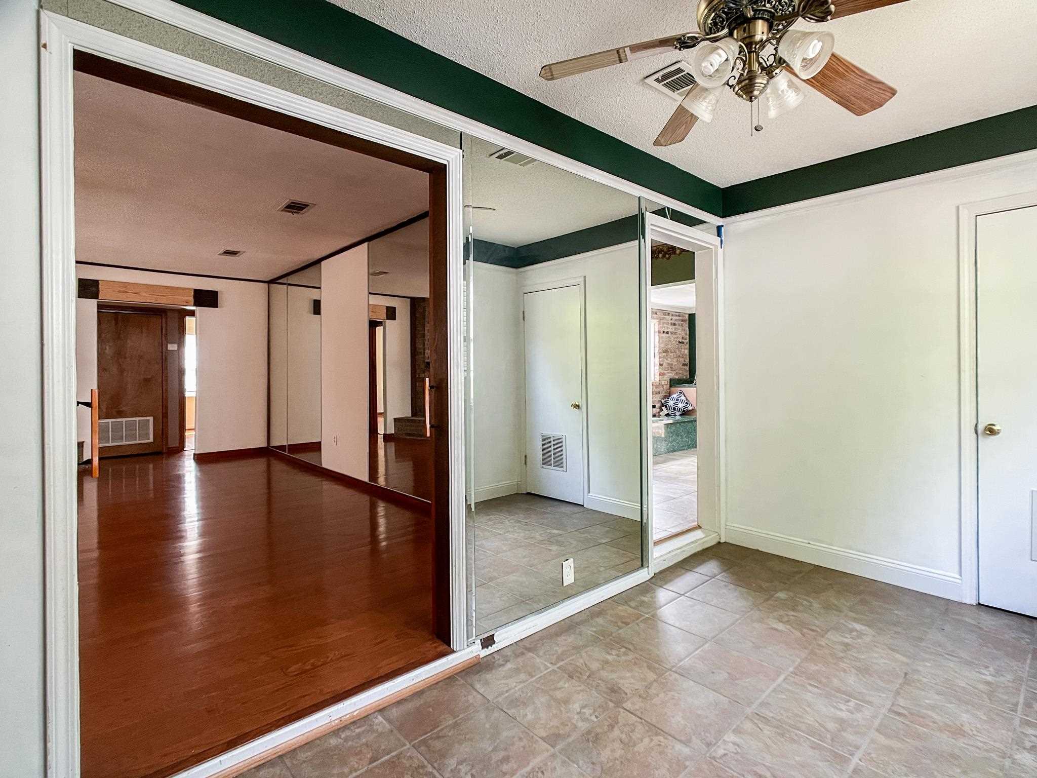 15 Milton Road Pensacola, FL 32507 - Photo 8 of 36