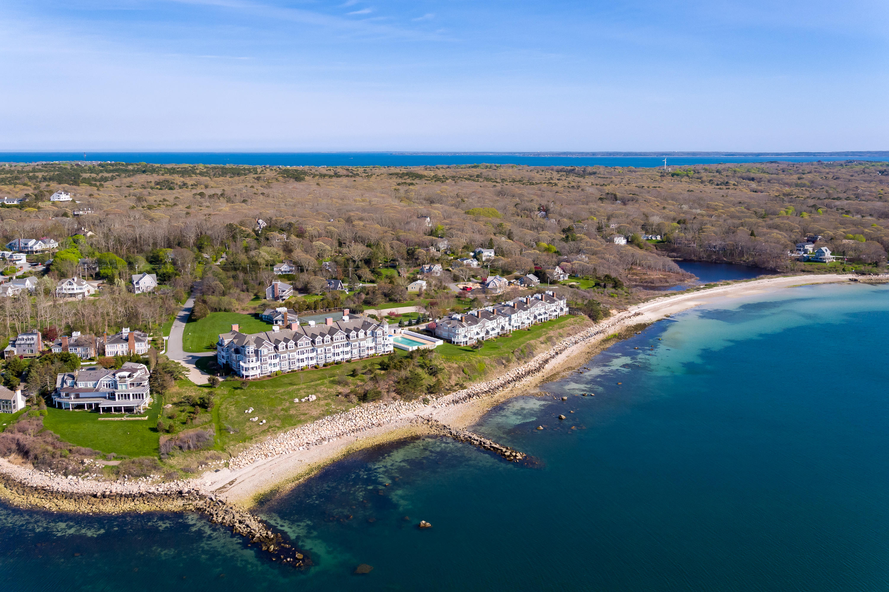 28 Cape Codder Road, Unit 109BU Falmouth, MA 02540 - Photo 3 of 20 a view of a city