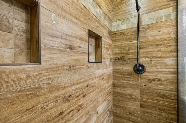 $499,999 | 2261 West Us Highway, Emory, TX 75440