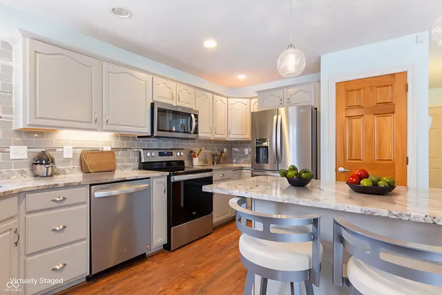 $372,500 | 767 Harvest Ridge Drive, Avon, IN 46123