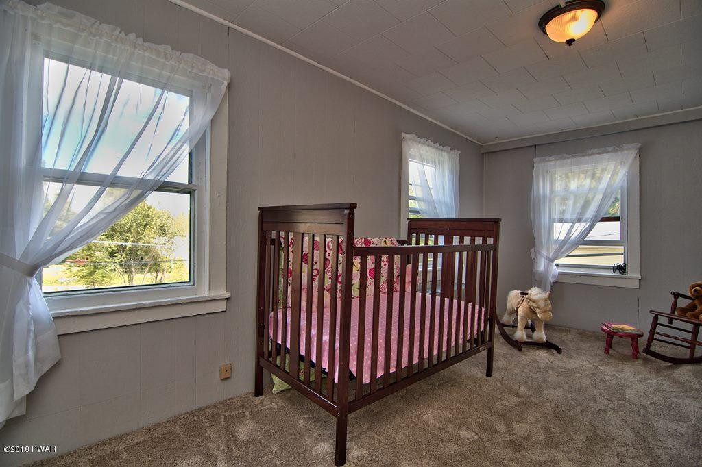 404 Ridge Street Honesdale, PA 18431 - Photo 27 of 55