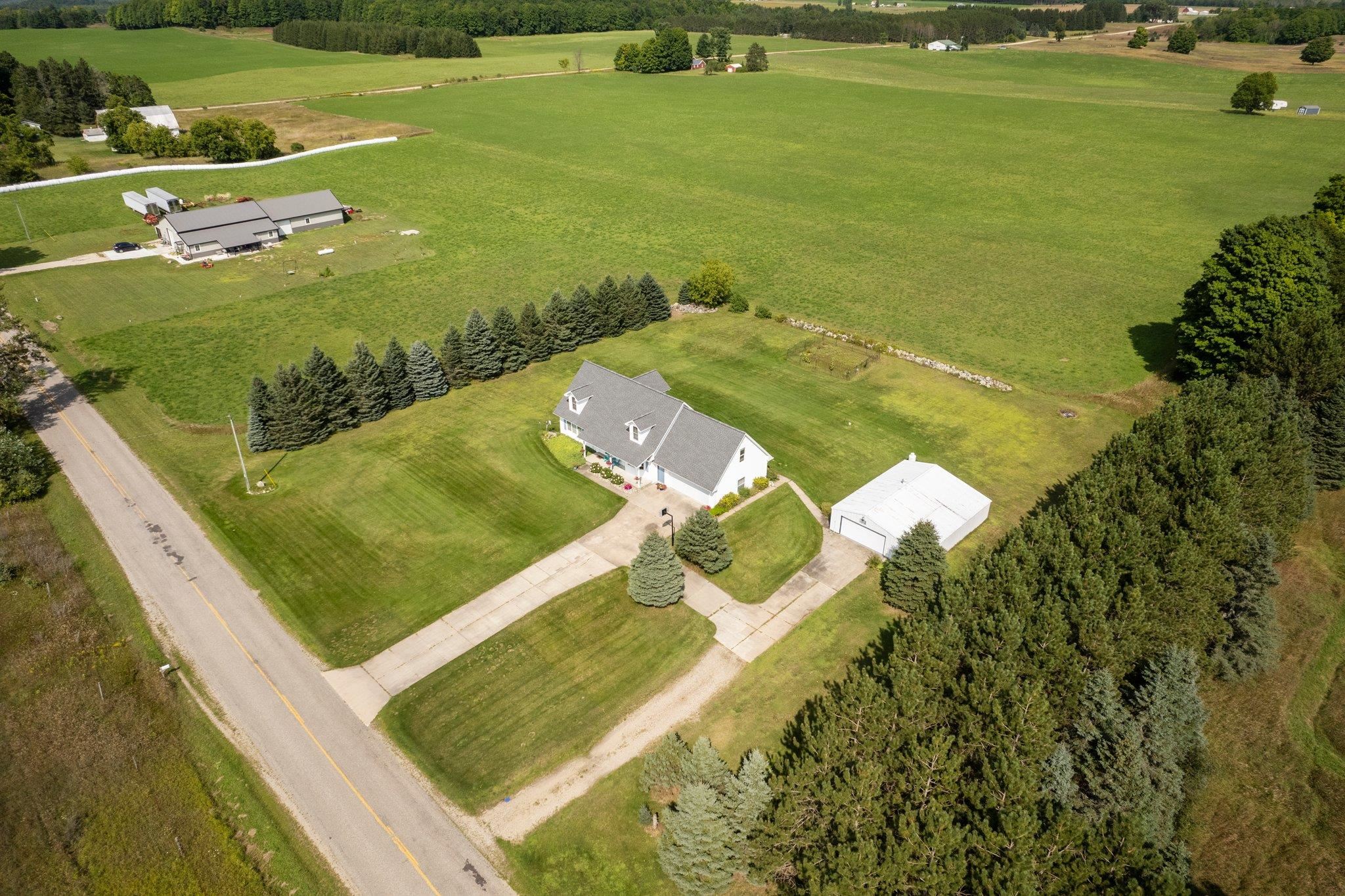 1209 Saunders Road Southeast Kalkaska, MI 49646 - Photo 58 of 64
