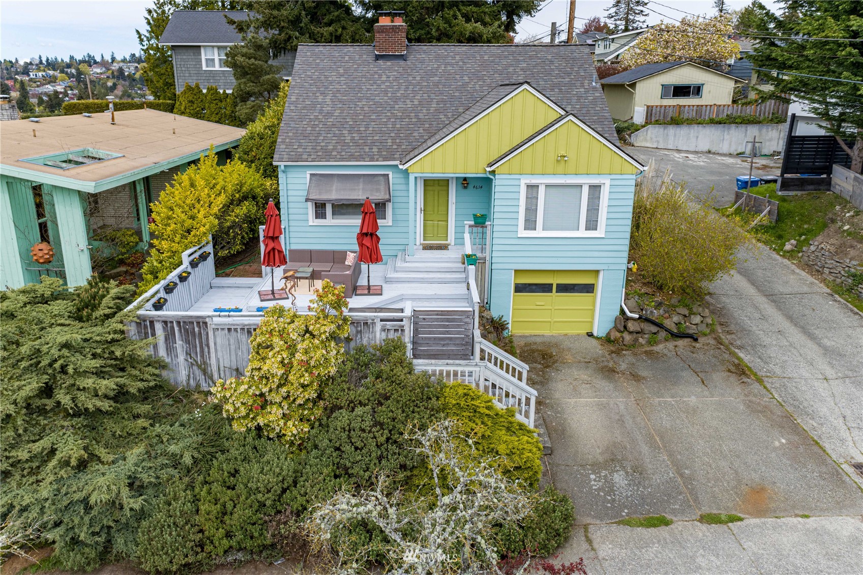 4614 Southwest Findlay Street Seattle, WA 98136 - Photo 2 of 30 Gallery Image 2