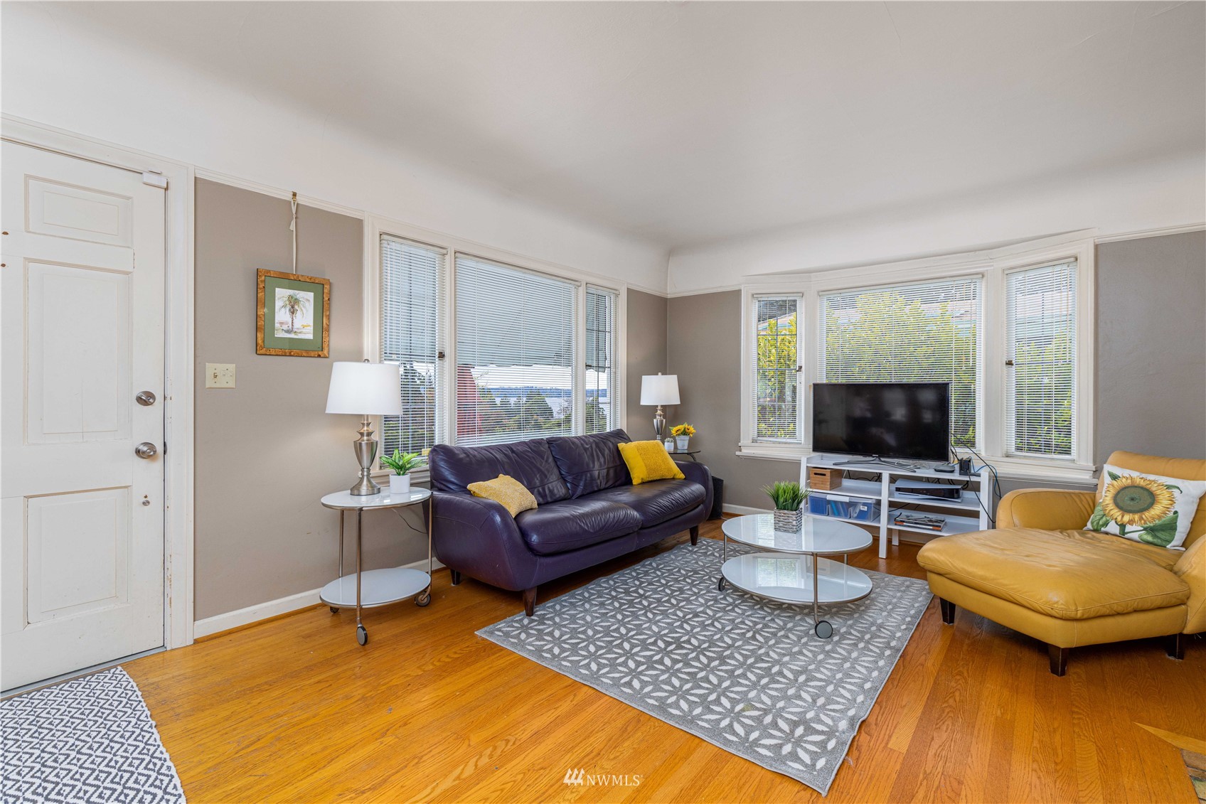 4614 Southwest Findlay Street Seattle, WA 98136 - Photo 3 of 30 Gallery Image 3