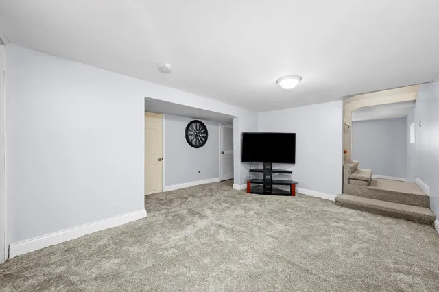 $1,450 | 1251 North Parkside Avenue, Unit G, Chicago, IL 60651