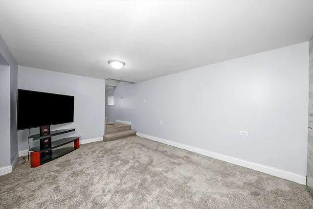 $1,450 | 1251 North Parkside Avenue, Unit G, Chicago, IL 60651