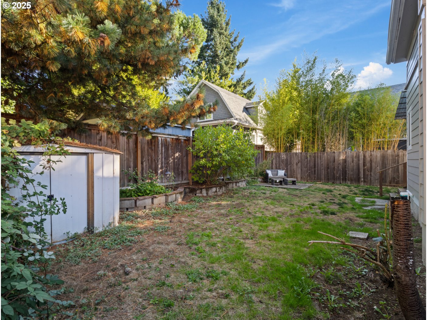 5135 Northeast Flanders Street Portland, OR 97213 - Photo 12 of 16 Backyard