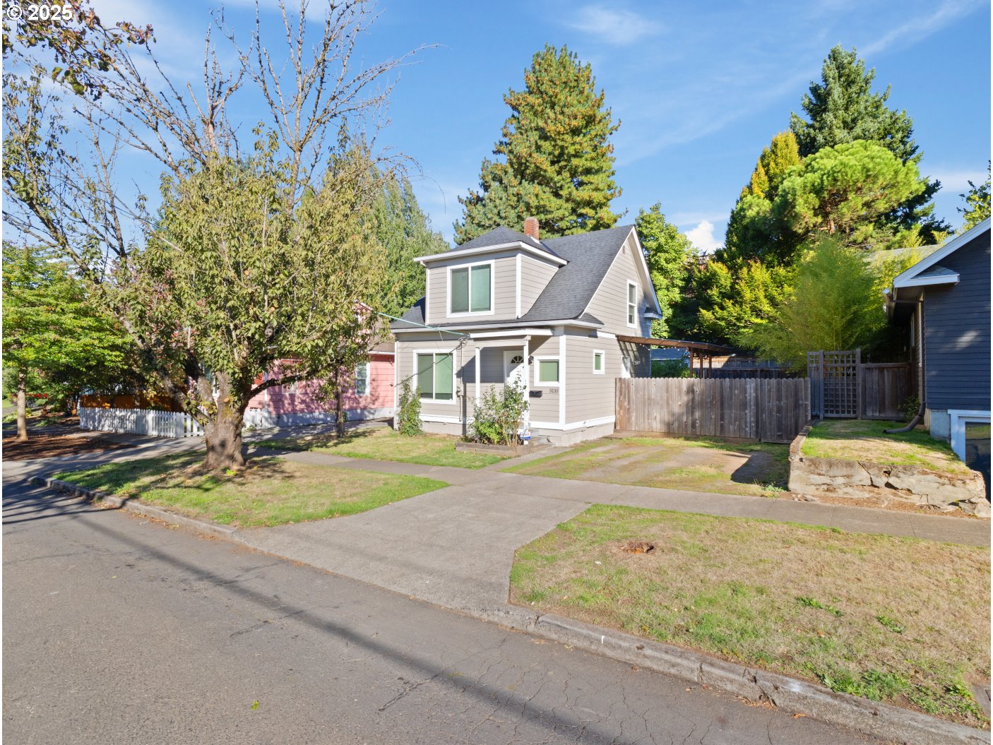 5135 Northeast Flanders Street Portland, OR 97213 - Photo 14 of 16 Parking