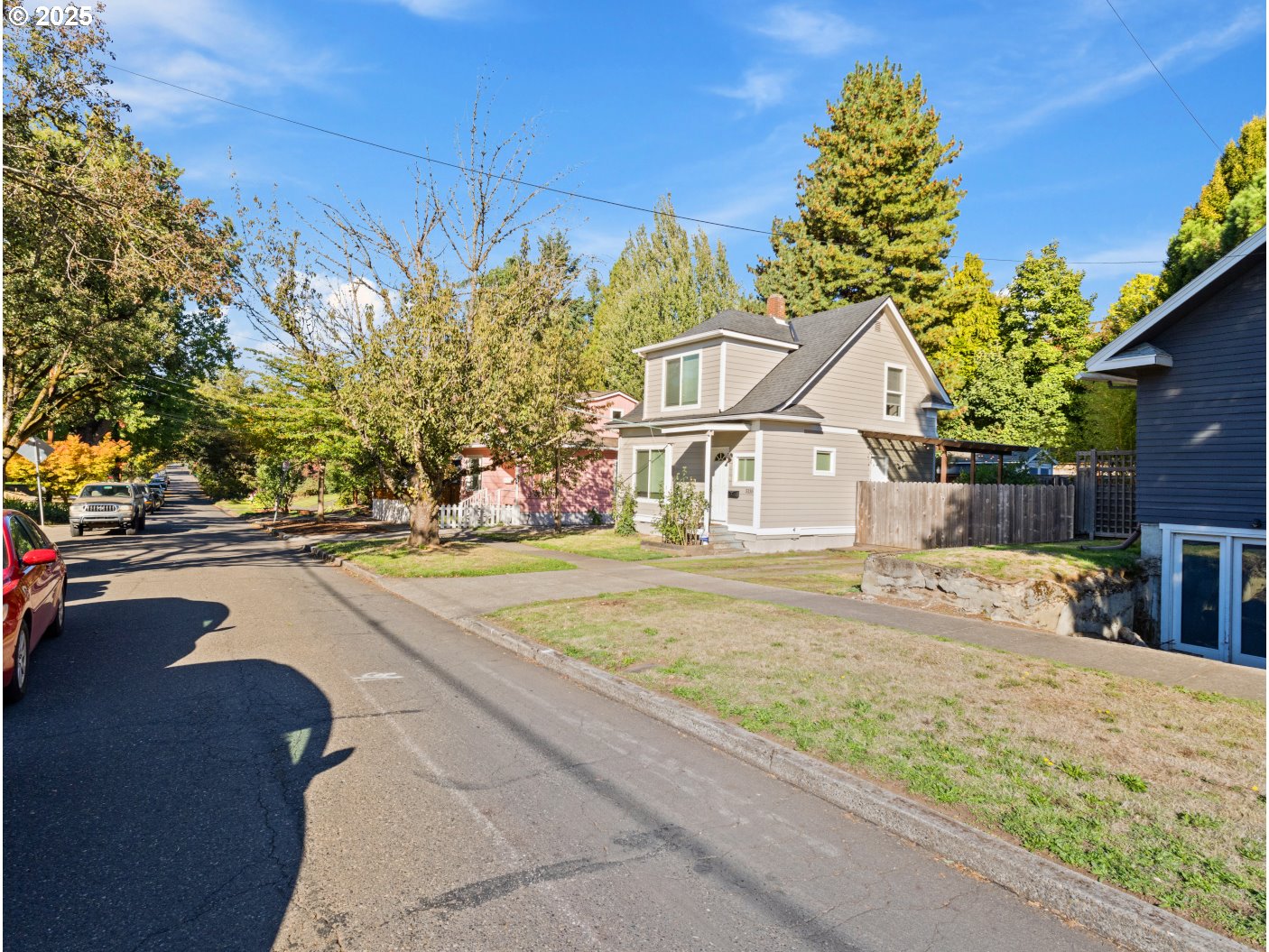 5135 Northeast Flanders Street Portland, OR 97213 - Photo 15 of 16 Exterior