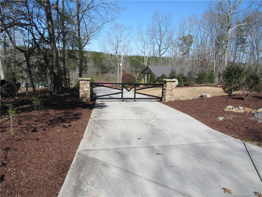 936 Panther Point Road Richfield, NC 28137 - Photo 2 of 26 Gallery Image 2