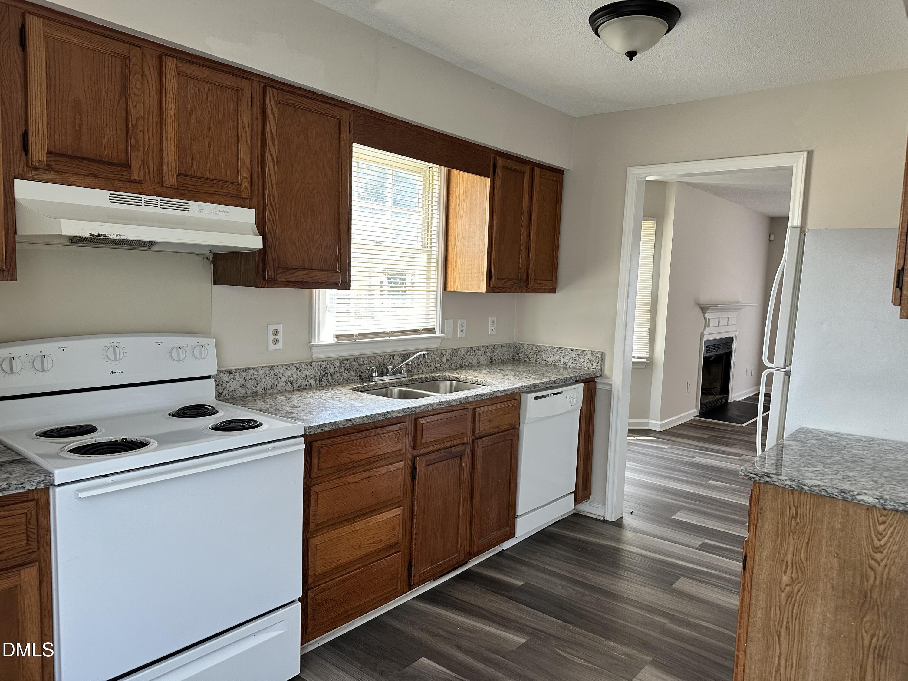 8023 Perry Creek Road Raleigh, NC 27616 - Photo 5 of 9 IMG_8320