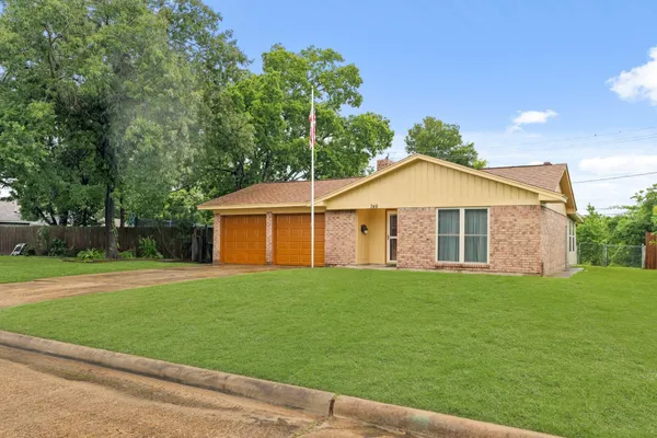 $1,850 | 746 Fawn Drive, Houston, TX 77015