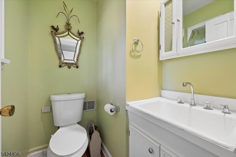 75 Farmersville Road Califon, NJ 07830 - Photo 18 of 44