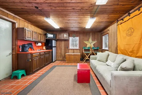 $1,399,000 | 75 Farmersville Road, Califon, NJ 07830