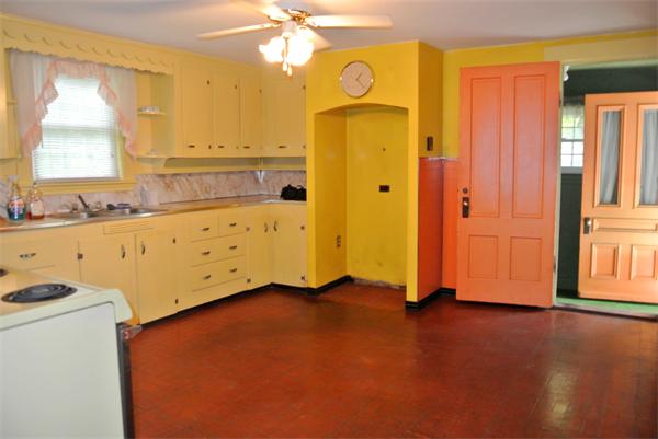 367 Main Street Clinton, MA 01510 - Photo 10 of 17 Gallery Image 10