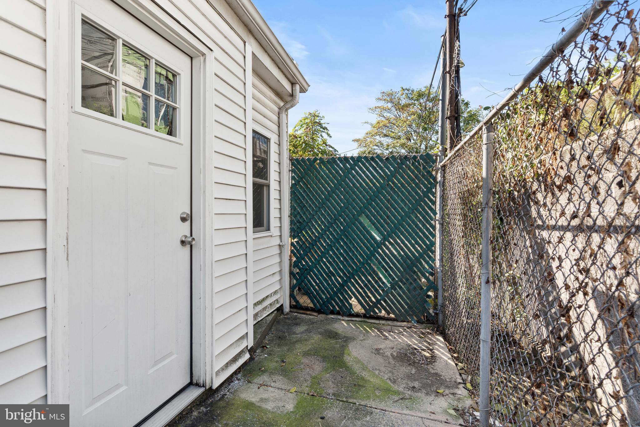 2564 Kern Street Philadelphia, PA 19125 - Photo 26 of 35 a view of a bird door of the house