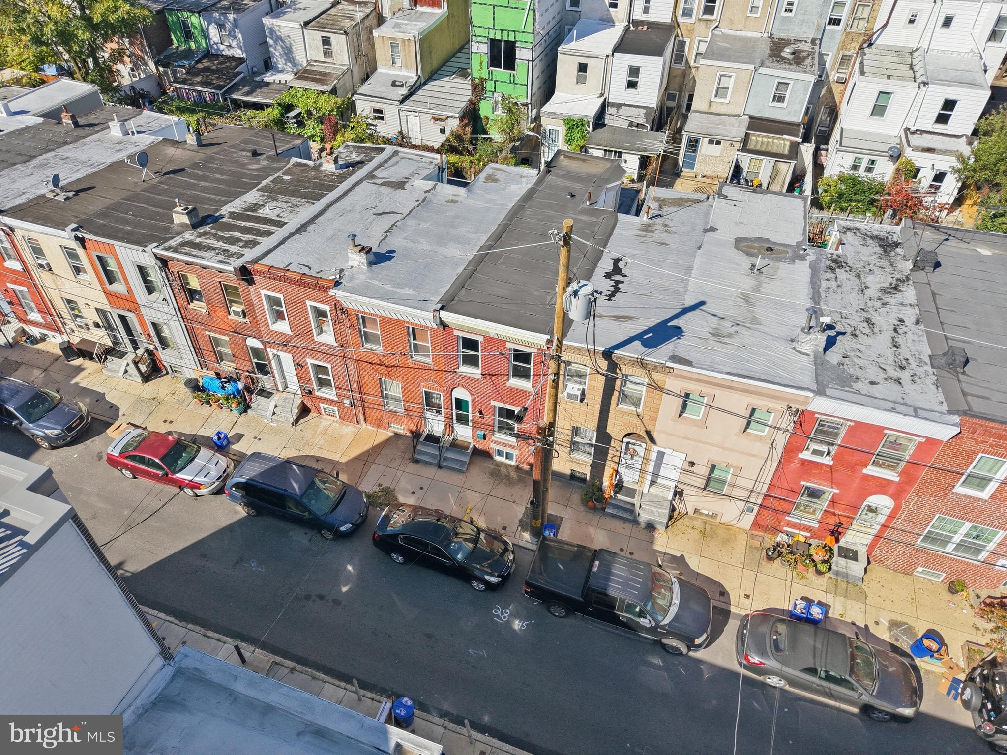 2564 Kern Street Philadelphia, PA 19125 - Photo 33 of 35 an aerial view of an buildings and street