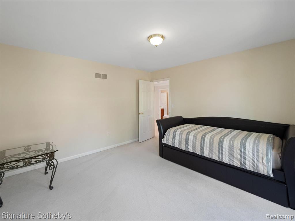 2085 Mapleridge Road Rochester Hills, MI 48309 - Photo 45 of 58