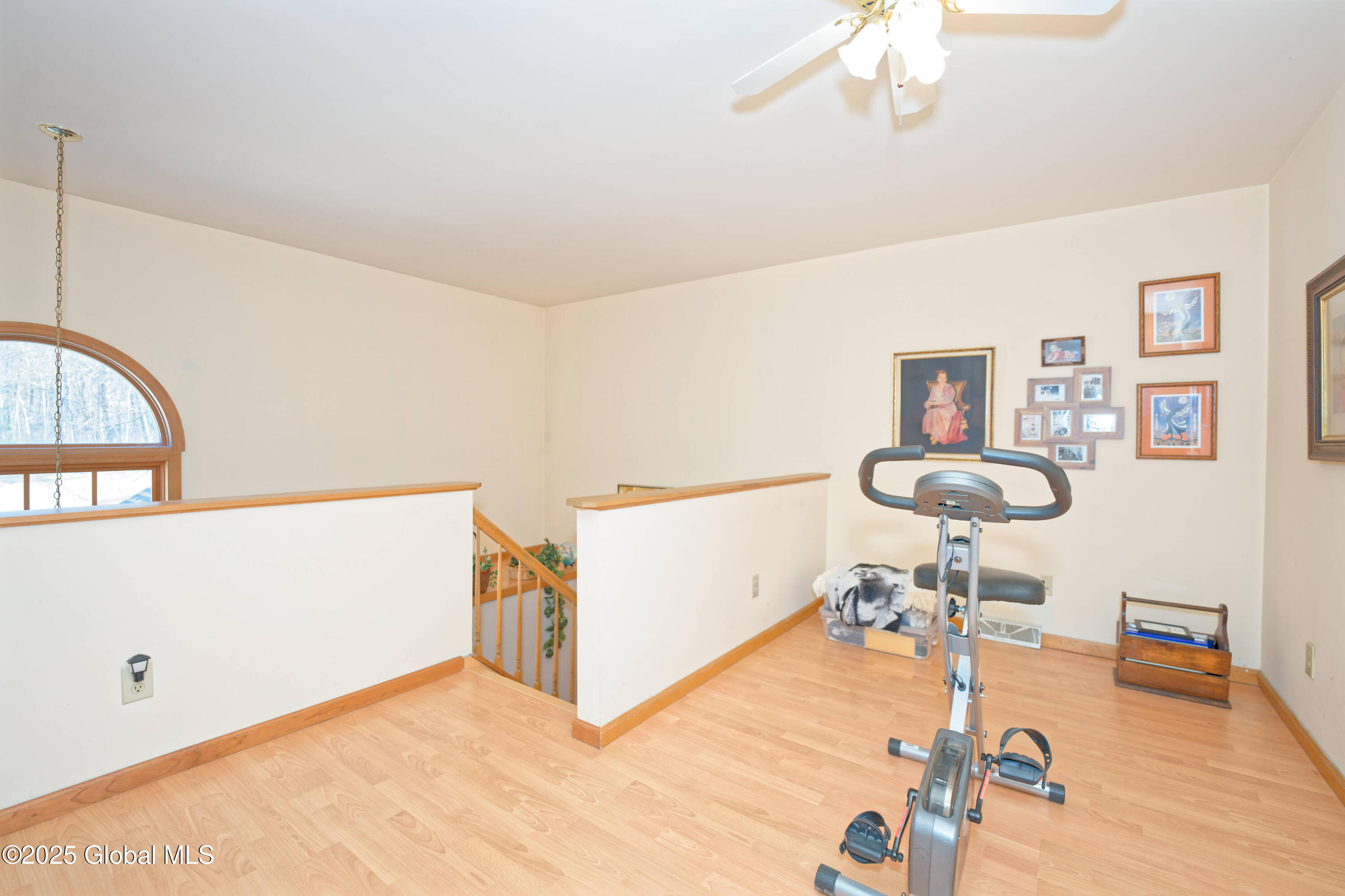 82 Killarney Drive Niskayuna, NY 12309 - Photo 22 of 37 6 Landing 2