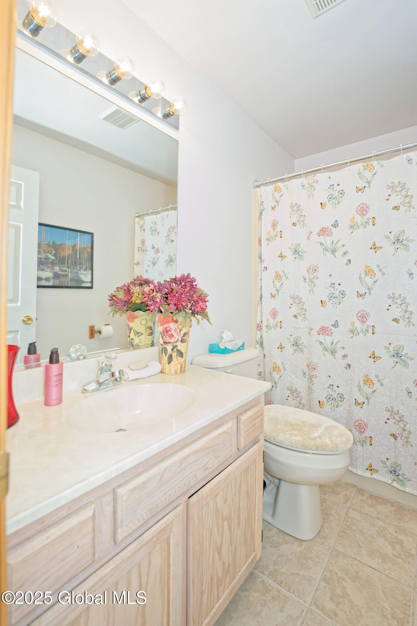 82 Killarney Drive Niskayuna, NY 12309 - Photo 27 of 37 Bathroom 1