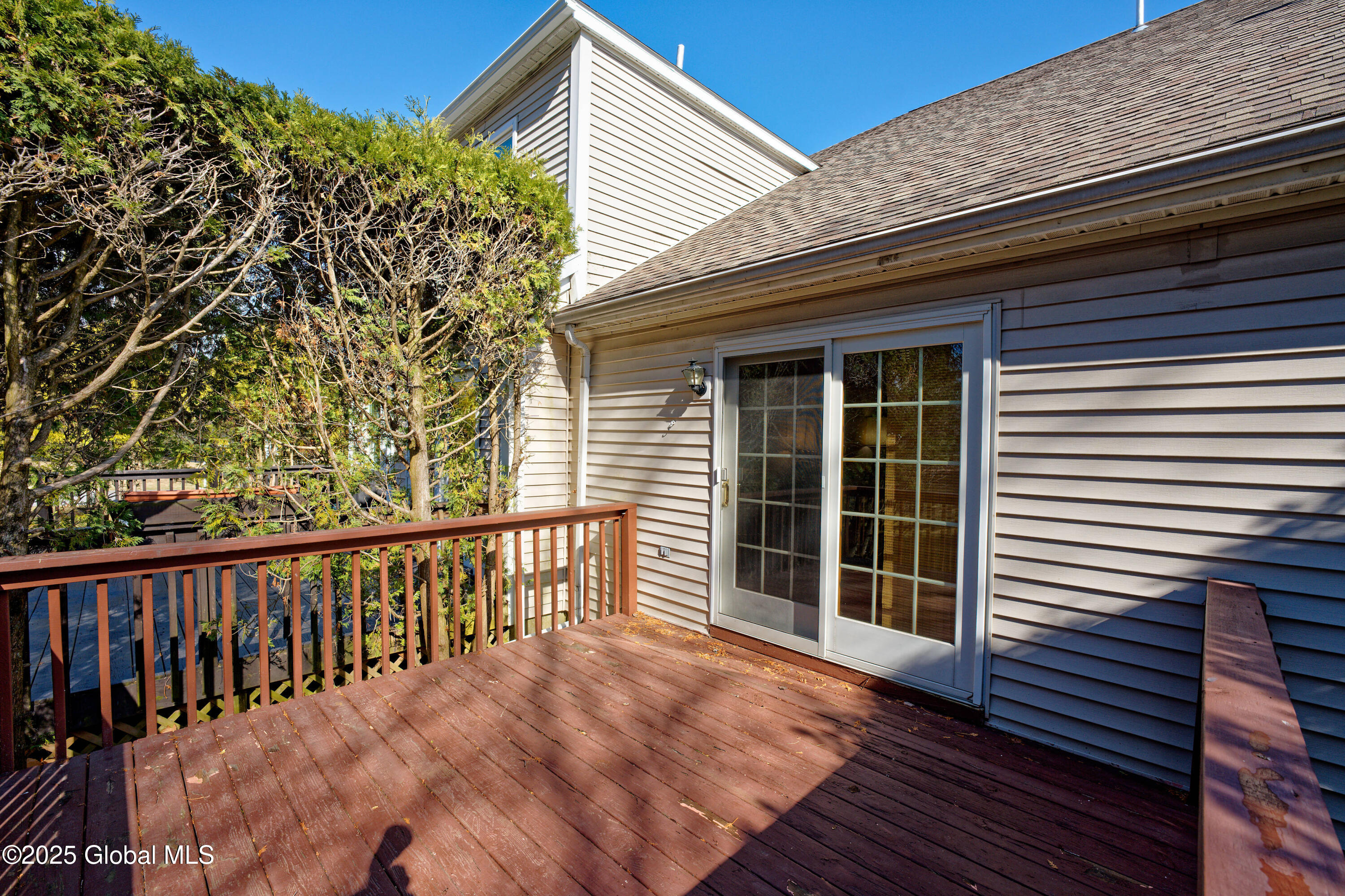 82 Killarney Drive Niskayuna, NY 12309 - Photo 33 of 37 Yard 3