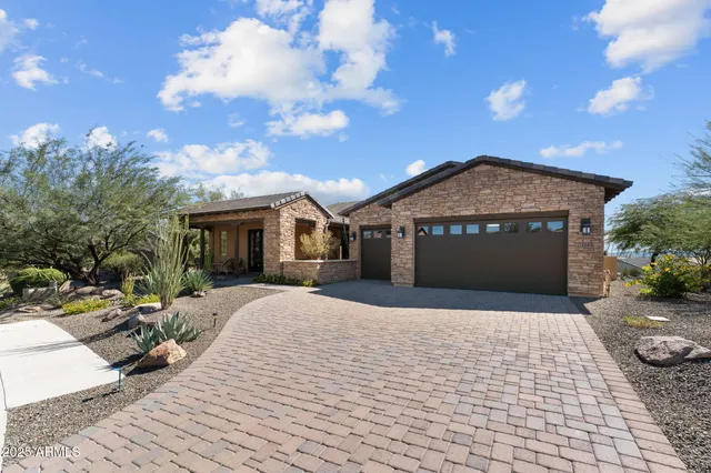 $1,095,000 | 3255 Josey Wales Way, Wickenburg, AZ 85390
