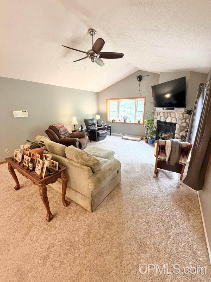 250 Copper Street Ishpeming, MI 49849 - Photo 4 of 42