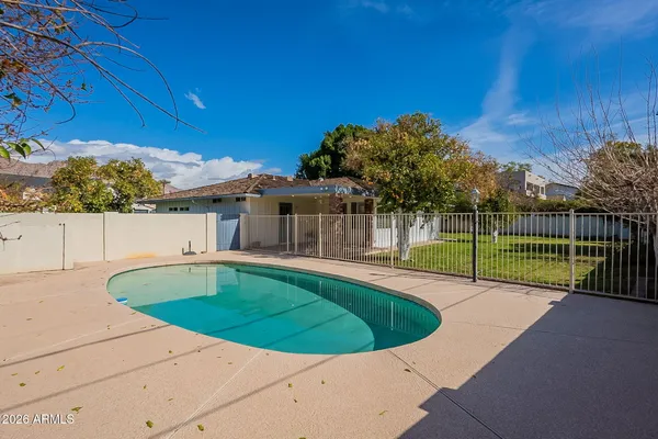 $6,750 | 5715 East Calle Del Paisano, Phoenix, AZ 85018