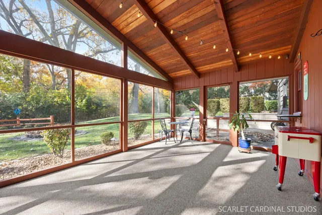 $489,900 | 1007 Beau Brummel Drive, Sleepy Hollow, IL 60118