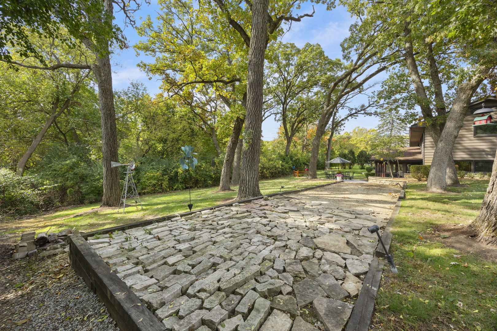 1007 Beau Brummel Drive Sleepy Hollow, IL 60118 - Photo 31 of 35 a view of a yard with plants