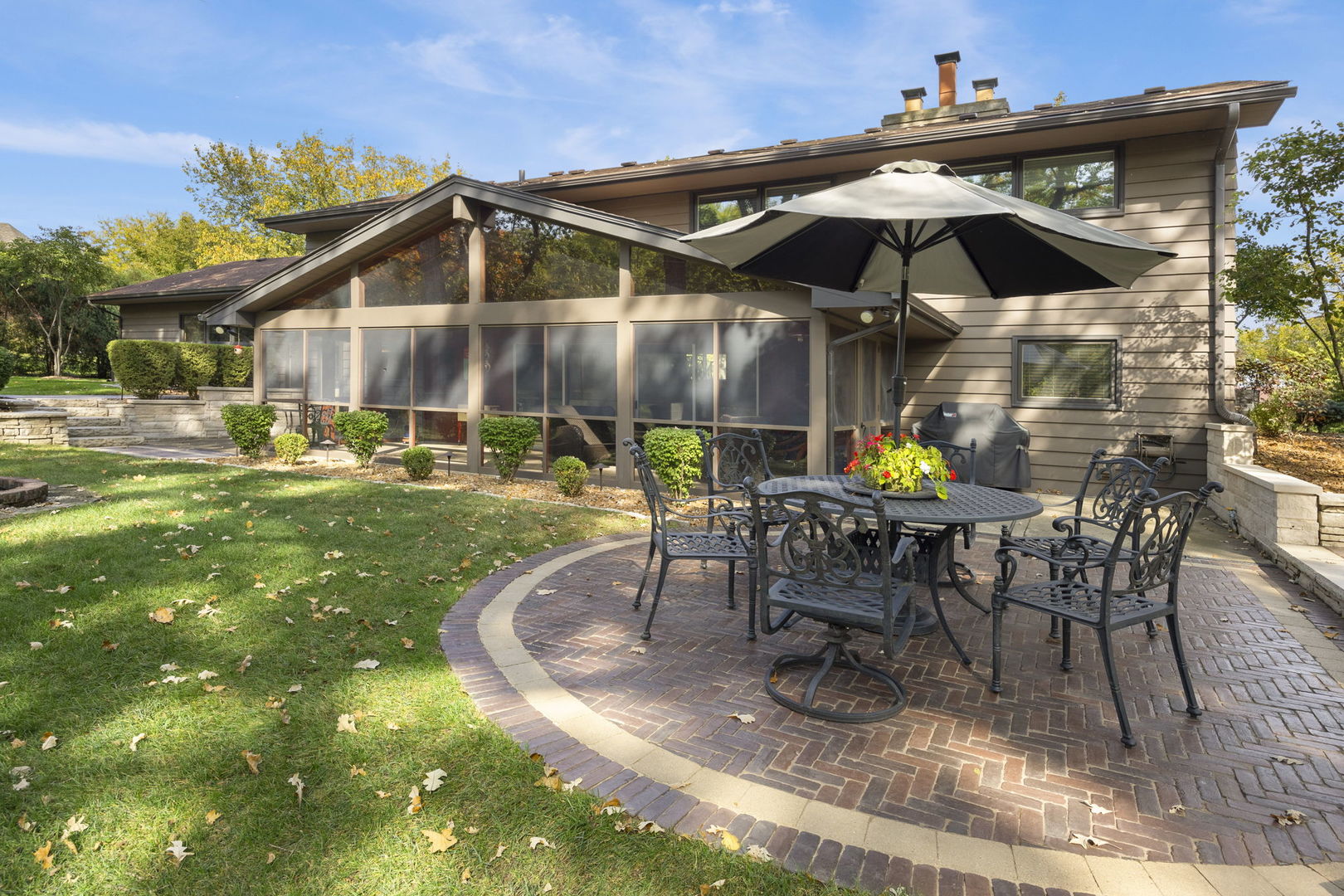 1007 Beau Brummel Drive Sleepy Hollow, IL 60118 - Photo 32 of 35 a view of a chairs and table in the patio