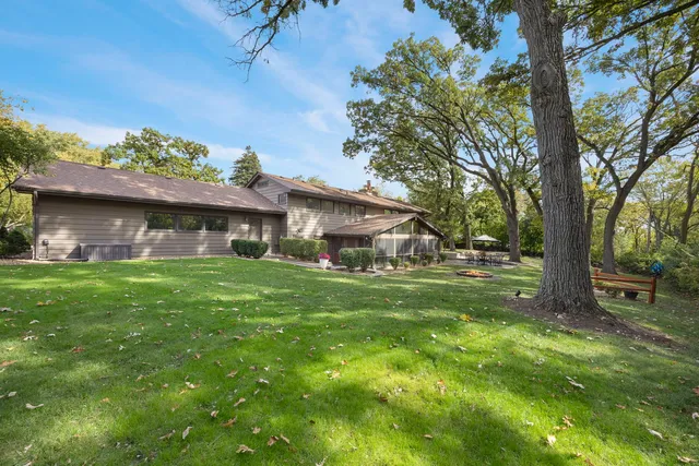 $489,900 | 1007 Beau Brummel Drive, Sleepy Hollow, IL 60118