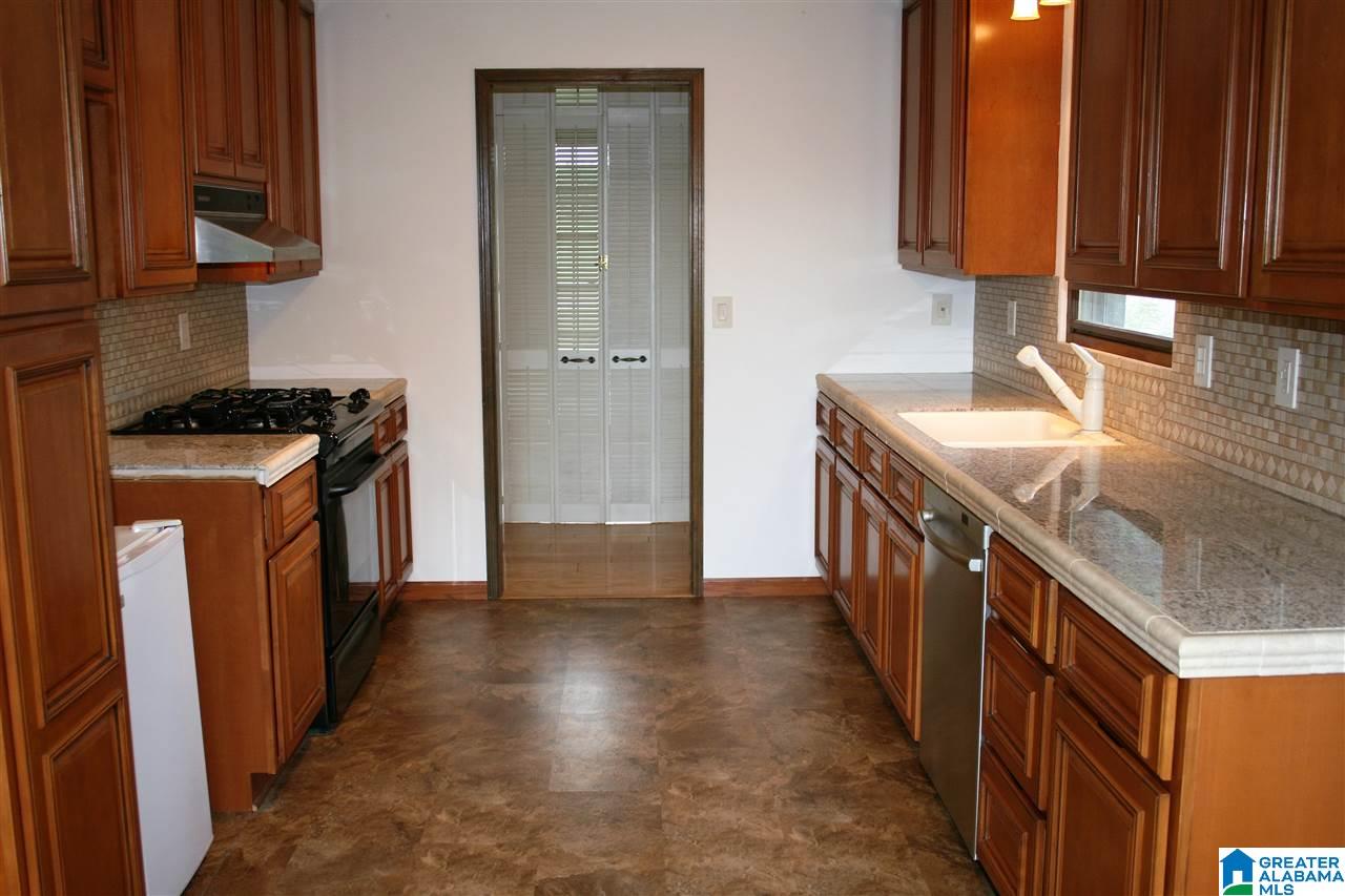 5611 Havenhill Road Birmingham, AL 35210 - Photo 13 of 48