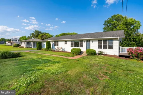 $575,000 | 713 Bay Drive, Stevensville, MD 21666