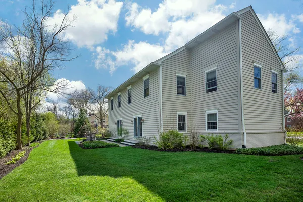$1,599,000 | 921 Woodbine Lane, Northbrook, IL 60062