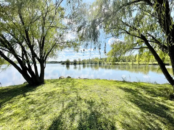 $1,900,000 | 551 West Kennedy Road, Braidwood, IL 60408