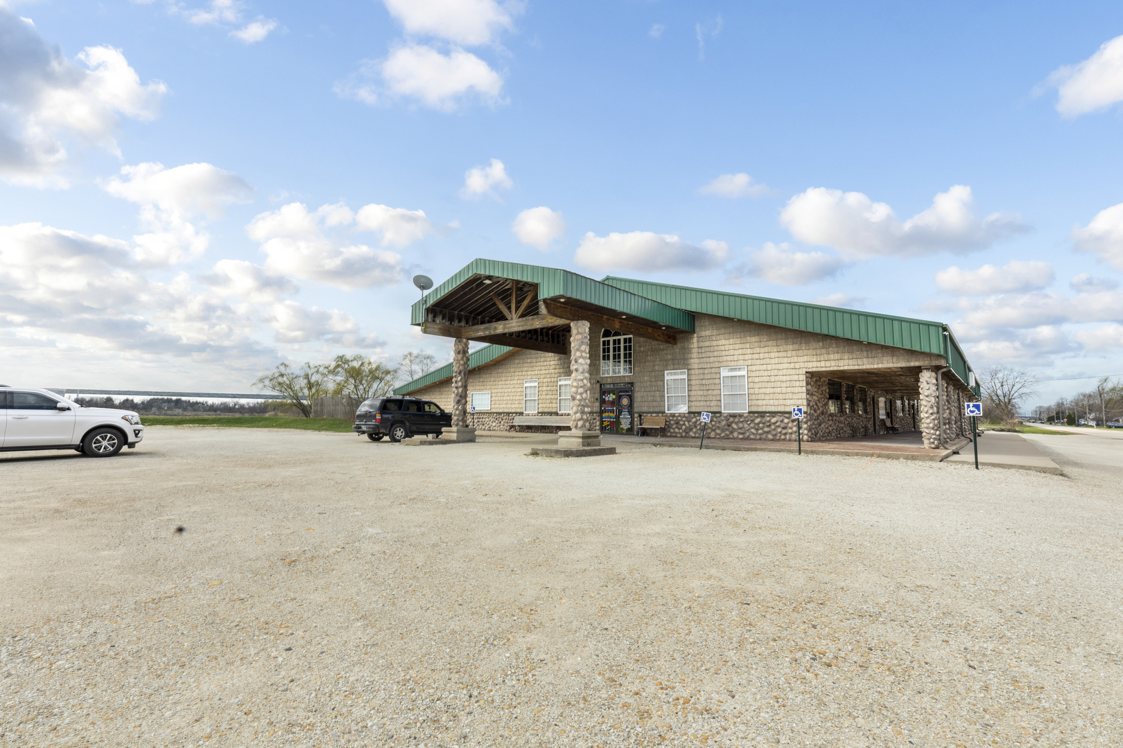 551 West Kennedy Road Braidwood, IL 60408 - Photo 7 of 15