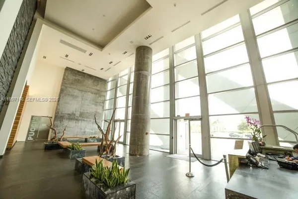 $3,550 | 888 Biscayne Boulevard, Unit 2211, Miami, FL 33132