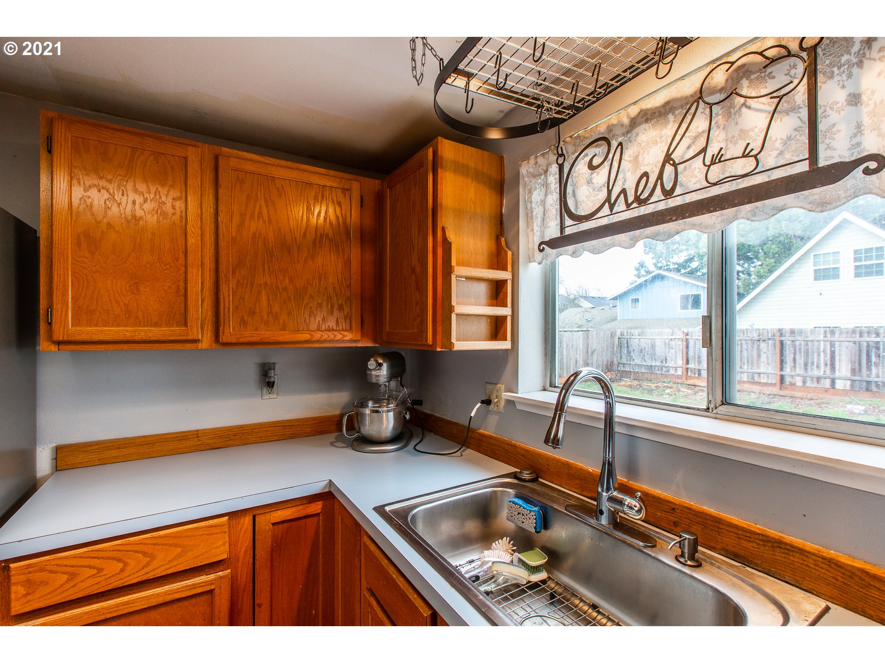 6824 Aster Street Springfield, OR 97478 - Photo 13 of 31