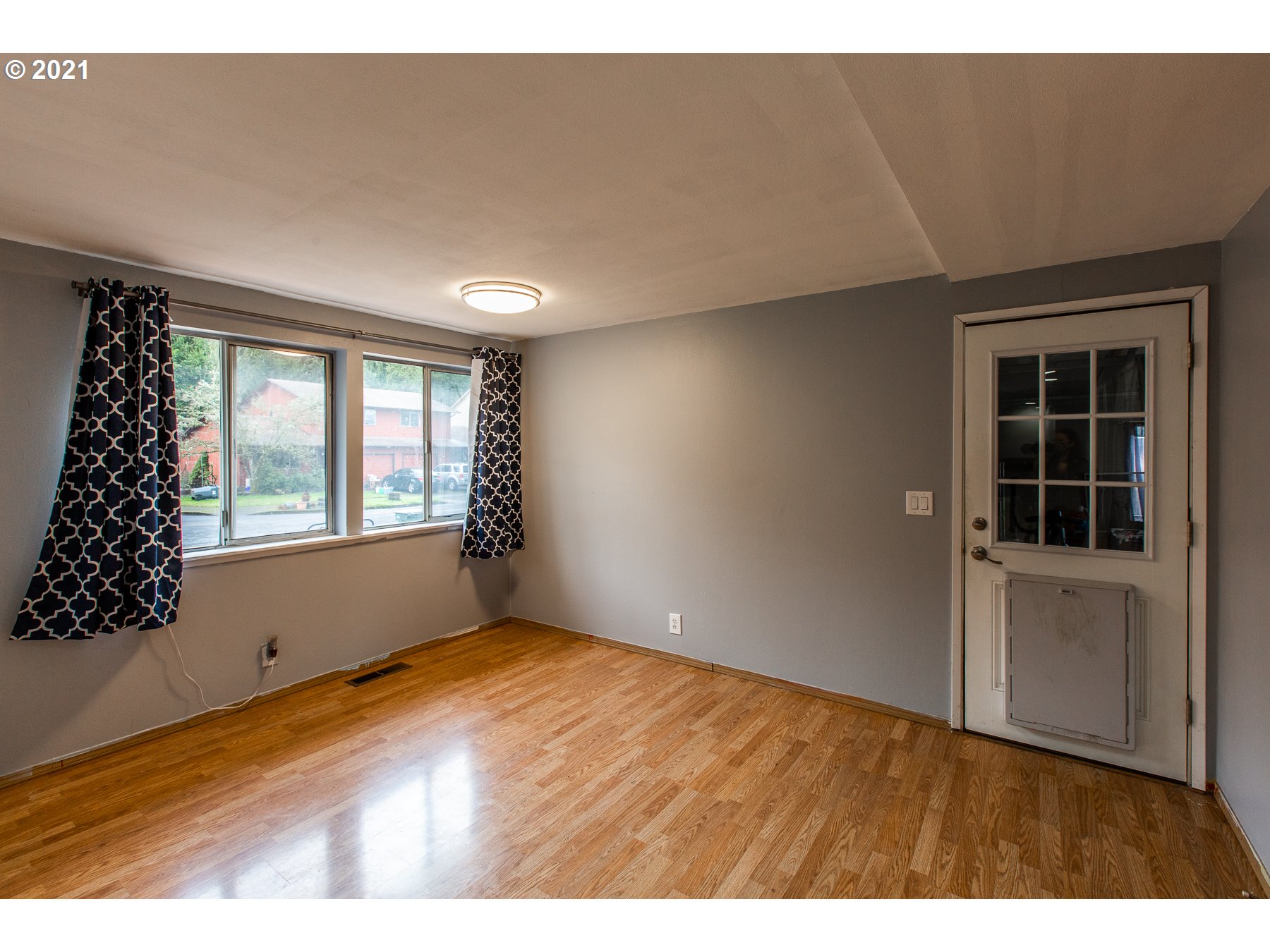 6824 Aster Street Springfield, OR 97478 - Photo 10 of 31